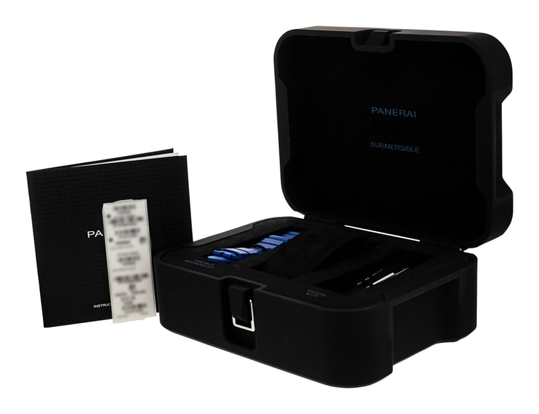 Panerai Submersible PAM00683